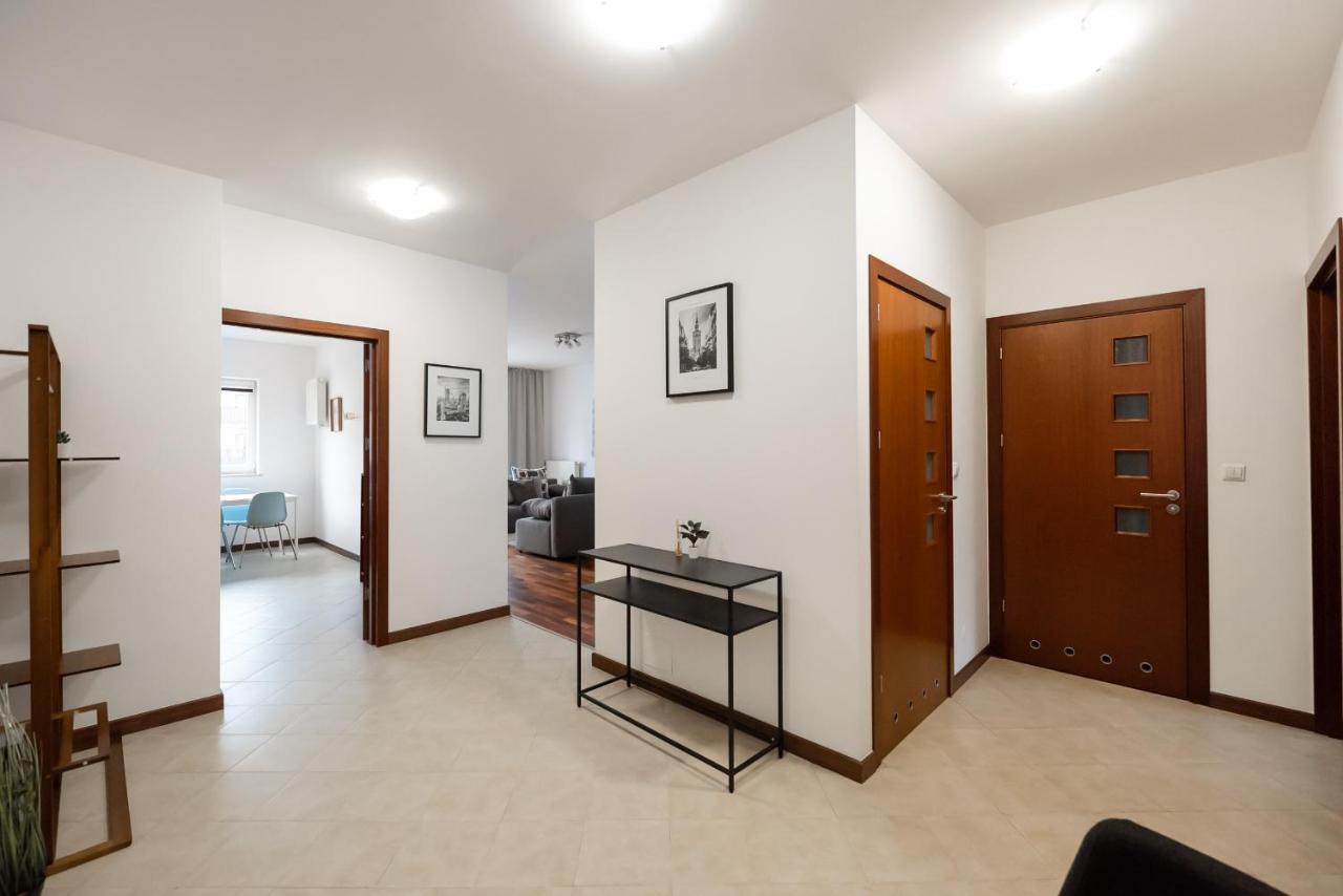 Wola Sunset Apartment Free Parking Warschau Exterior foto