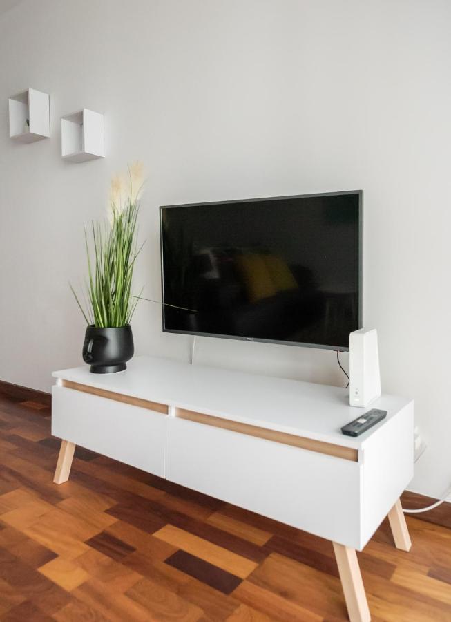 Wola Sunset Apartment Free Parking Warschau Exterior foto